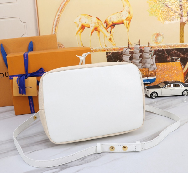 ルイヴィトンバッグ内部構造